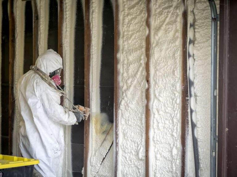 Why Is Spray Foam Insulation Best for Your Home?