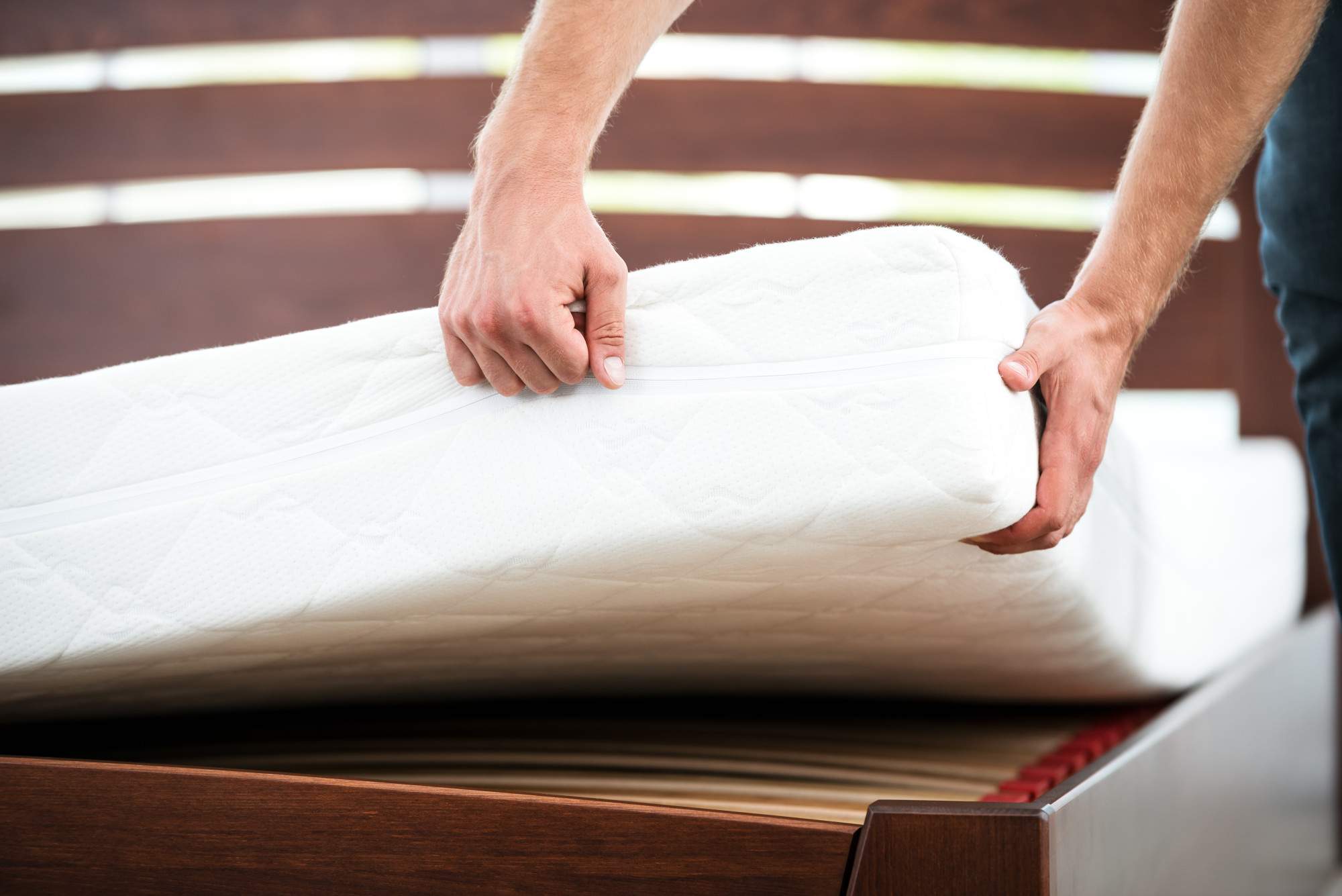 What Are the Main Signs You Need a New Mattress?