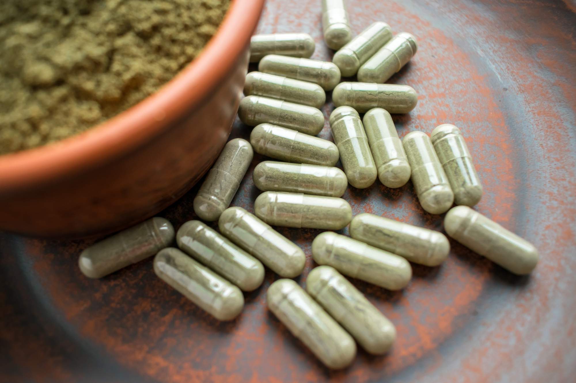 Kratom Extract vs. Powder: What’s the Difference?