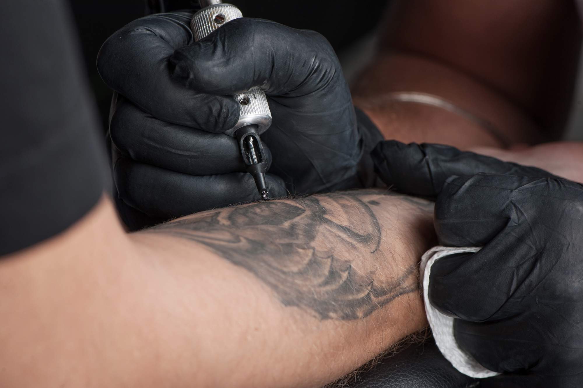 Learn to Tattoo: The Best Tips and Methods of 2022