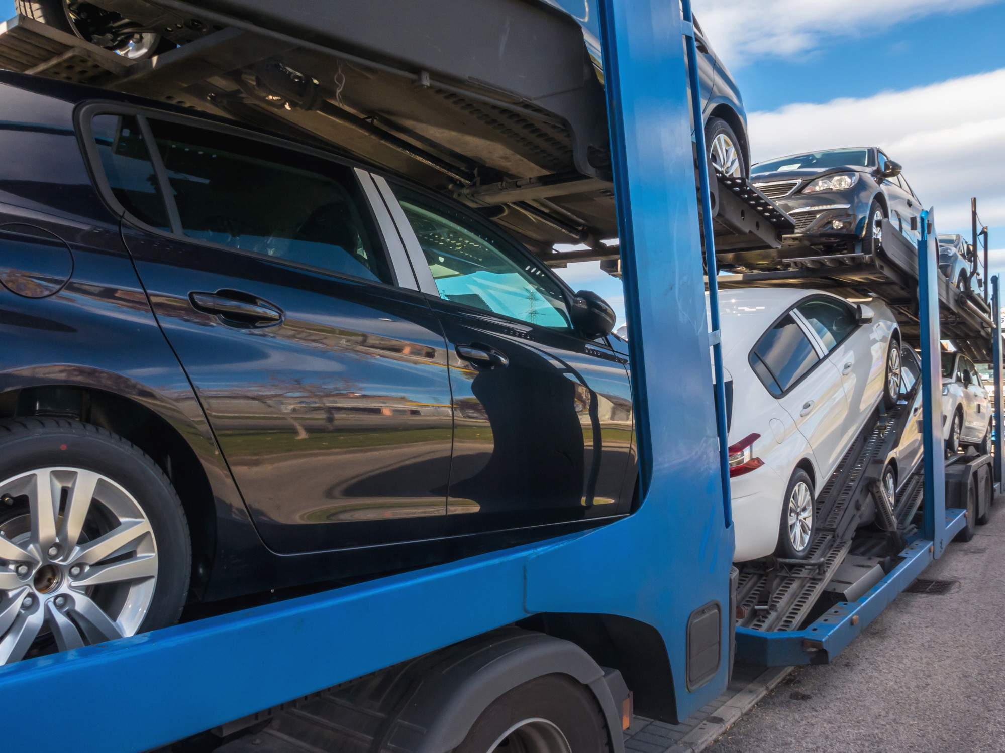 Ship a Car Across the Country: How Does It Work?