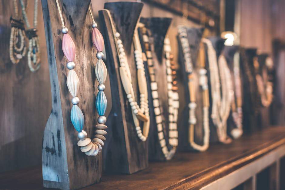6 Tips for Buying Custom Jewelry