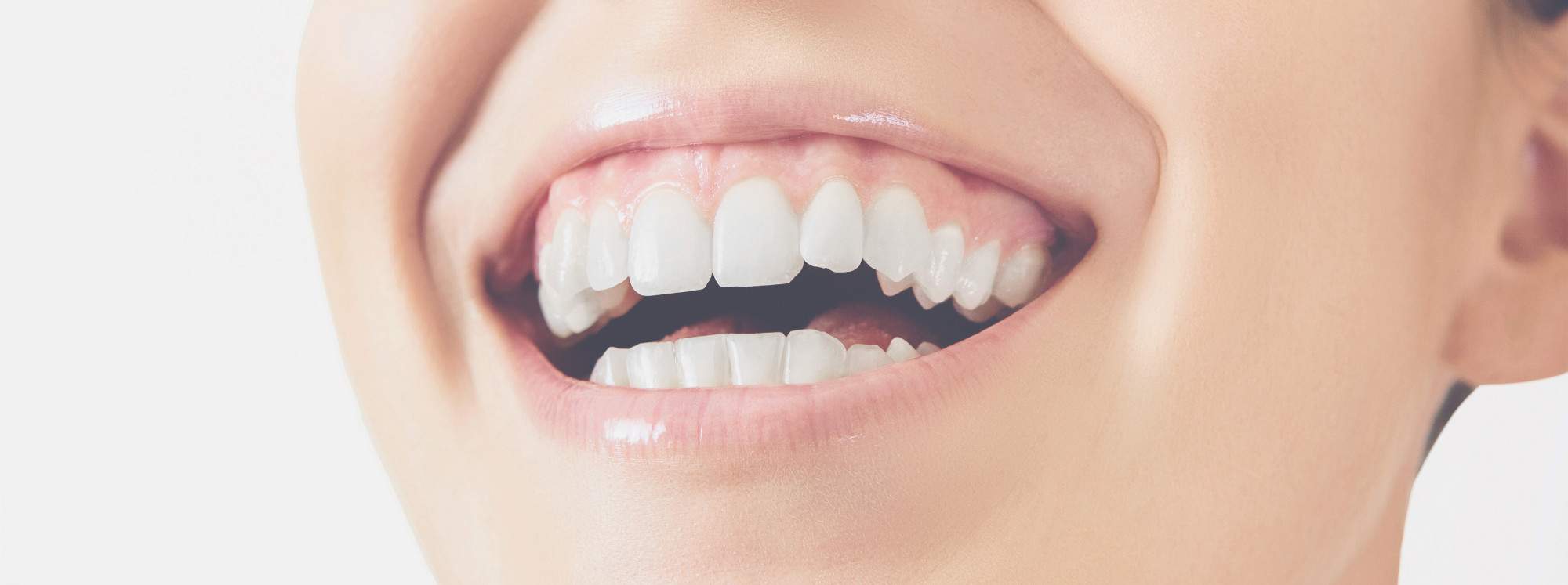 The Science Behind Healthy Smiles: A Quick Guide to Gum Health