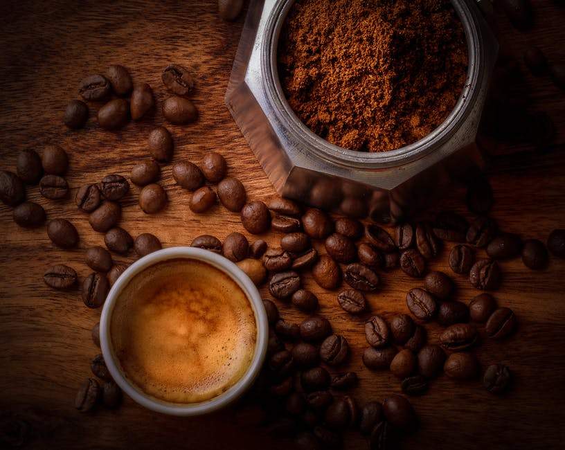 Coffee Beans vs Espresso Beans: 5 Key Differences, Explained