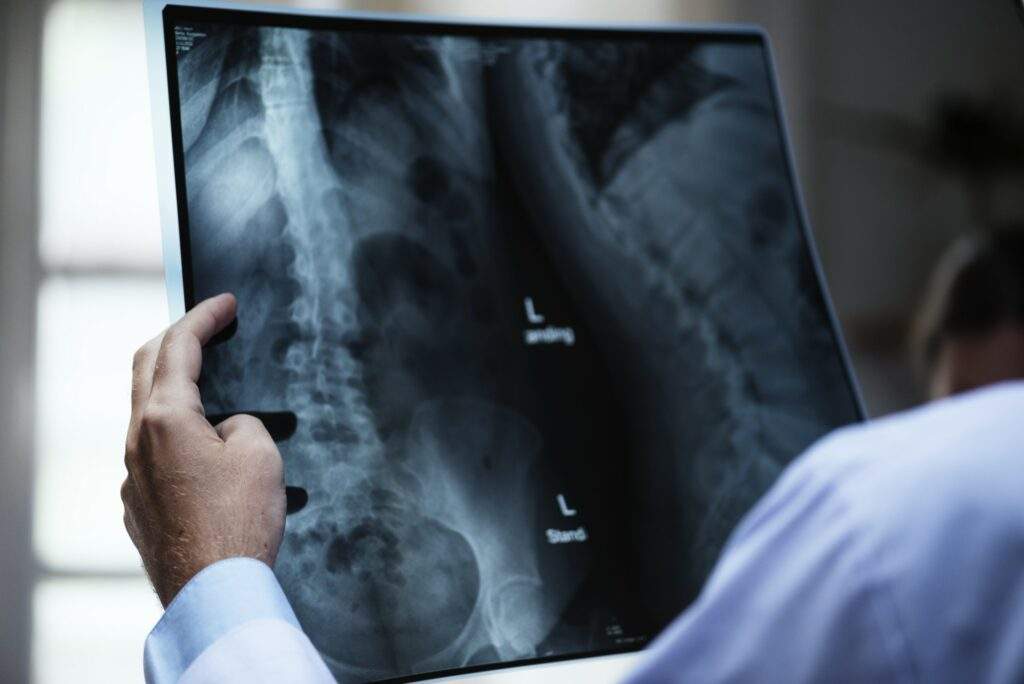 Radiography vs. Radiology What Are the Differences? Trendzzzone