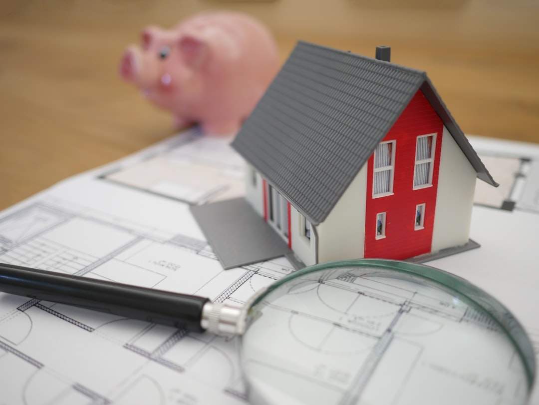 How to Qualify for a Conventional Home Loan