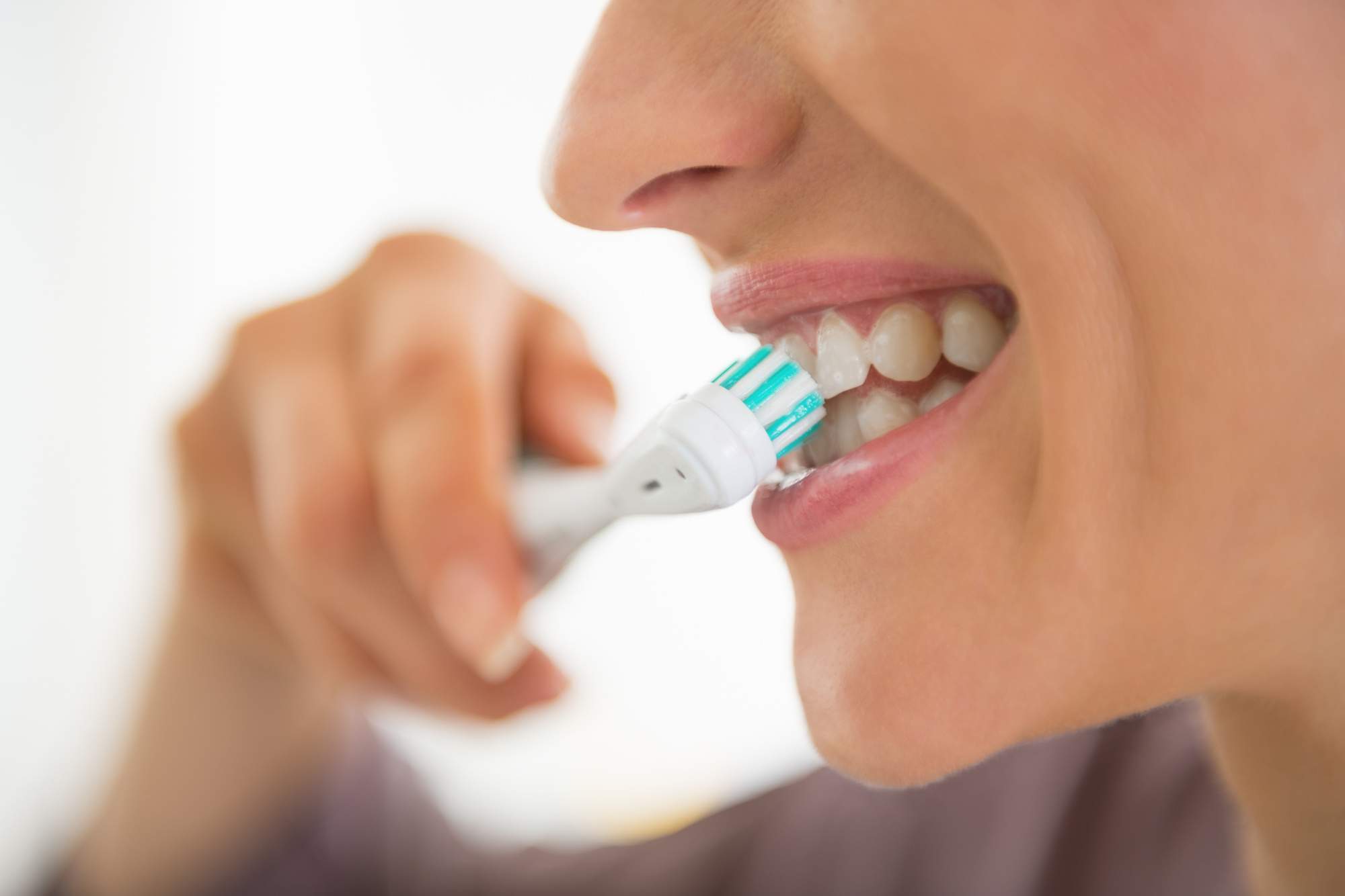 What’s the Best Way to Brush Your Teeth? 5 Tips and Tricks