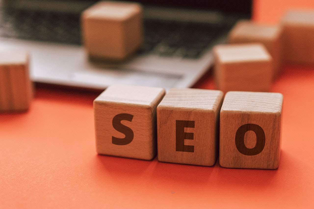 A Beginner’s Guide on How to Hire a Professional SEO Expert for Your Online Business