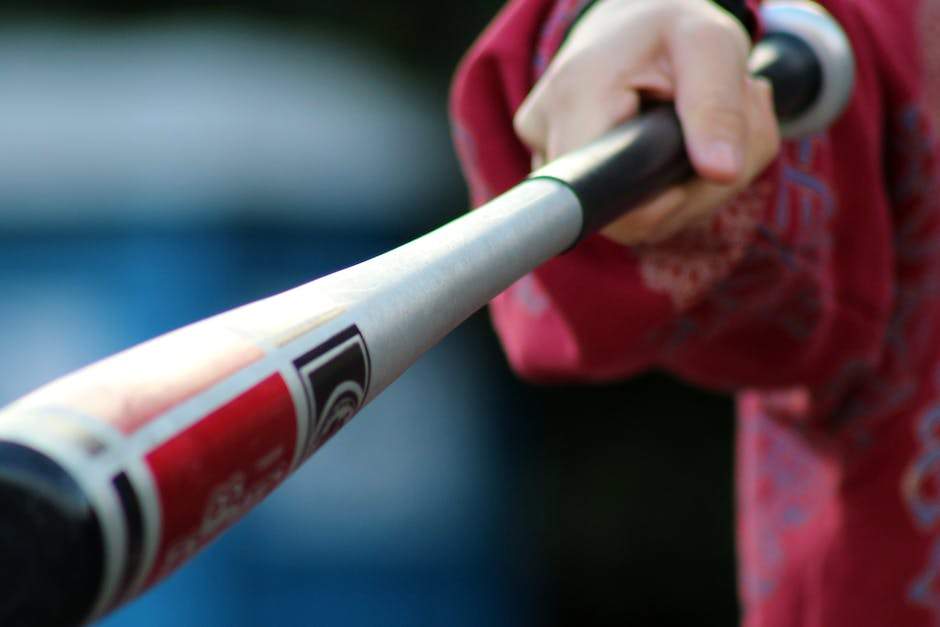 How to Choose the Best Baseball Bat