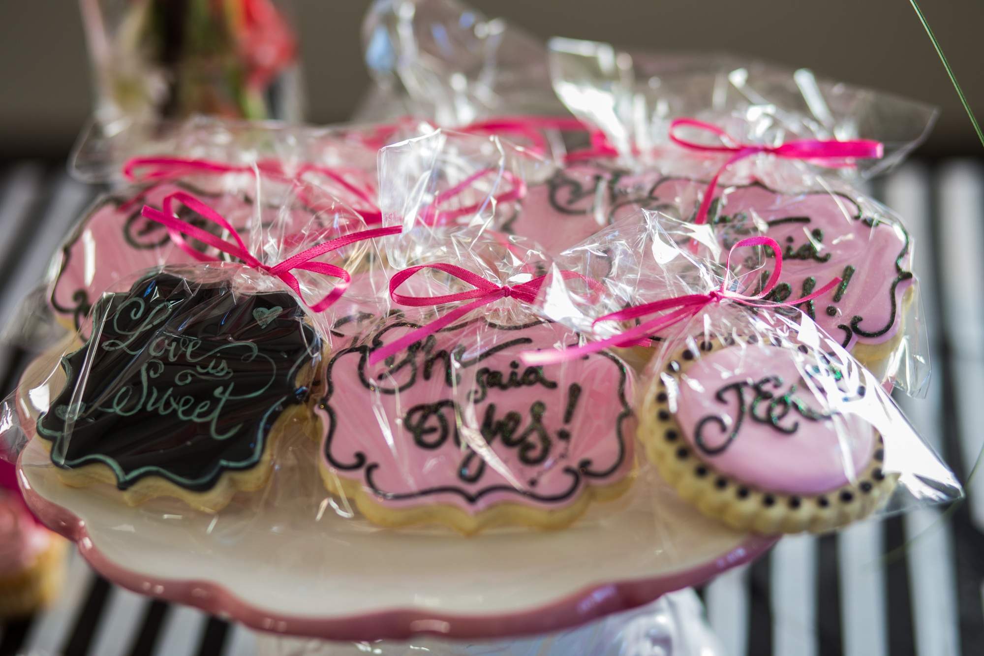 How to Plan a Bridal Shower With the Best Treats