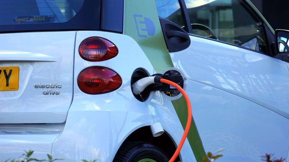 What Are the Benefits of Electric Vehicles?