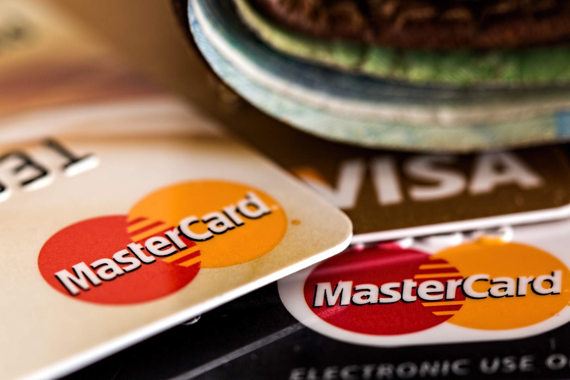 Credit vs Debit Cards: What Are the Differences?