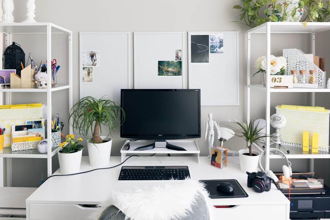 The Brief Guide That Makes Choosing the Best Office Desk Simple