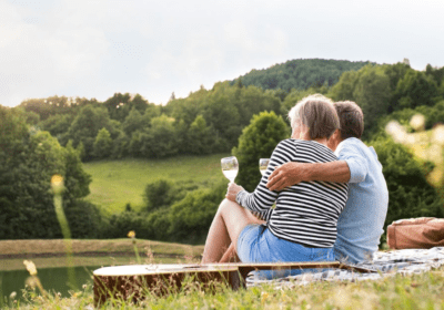 10 Romantic and Fun Summer Date Ideas You Need To Try