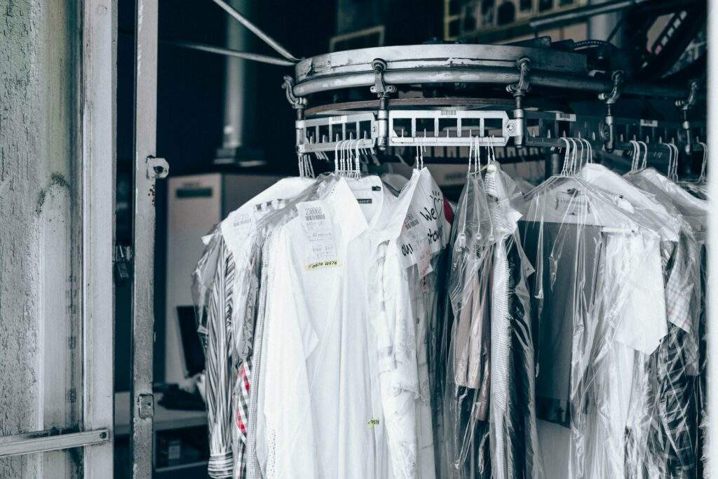How to Successfully Start a Laundry and Dry Cleaning Business